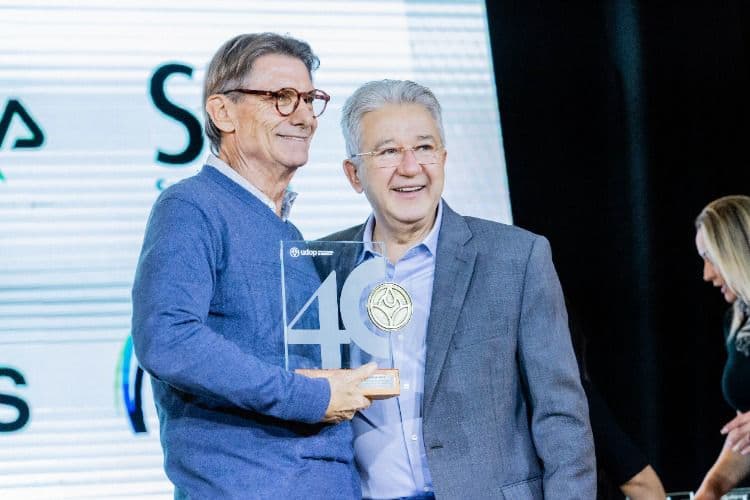 Jalles é homenageada nos 40 anos da UDOP