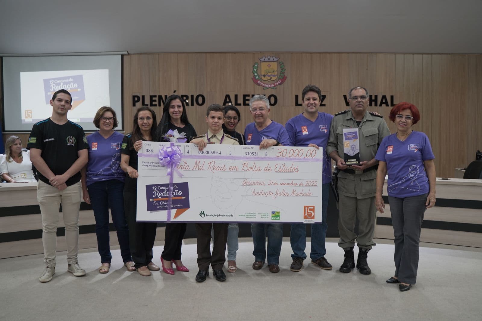 Fundação Jalles Machado premia vencedores do concurso de redação Dr. Otávio
